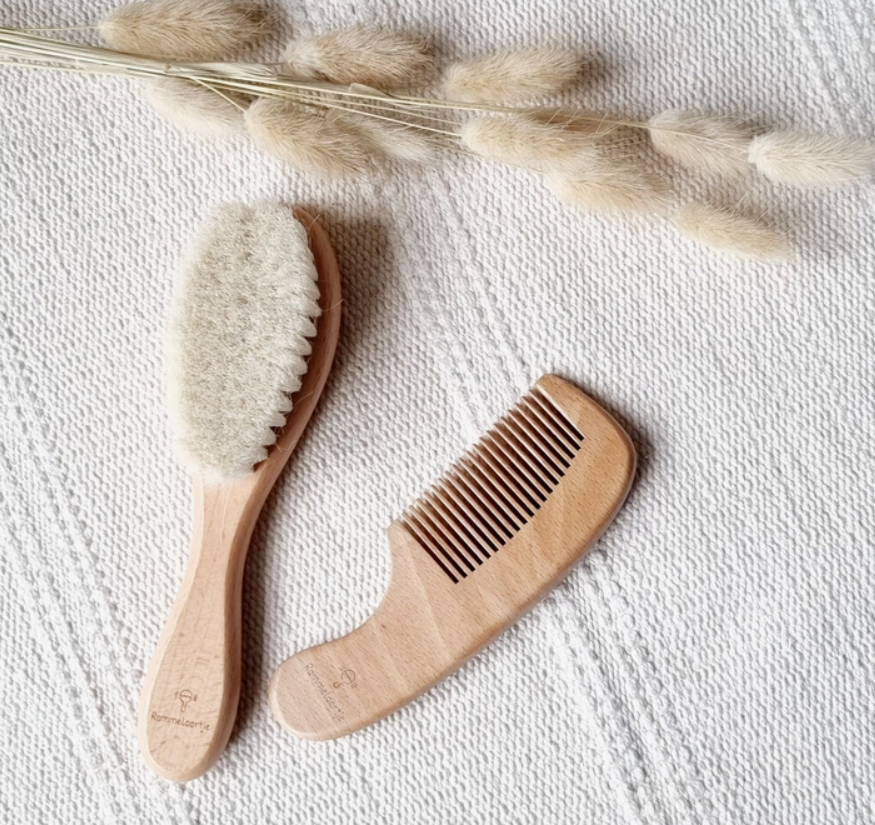 Ensemble brosse et peigne pour bébé